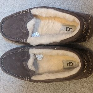 Ugg Ansley size 6 brown